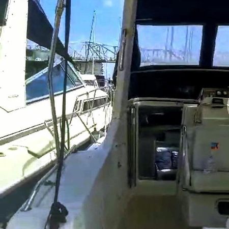 El Barco De Las Fiestas Sant Adria de Besos Exterior foto